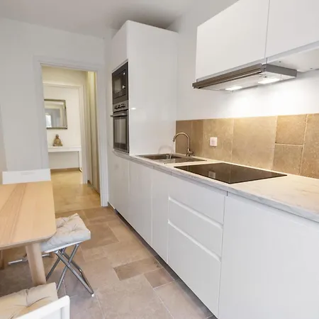 Apartment Le Magali - Hypercentre - Parking - Spacious - Ac
