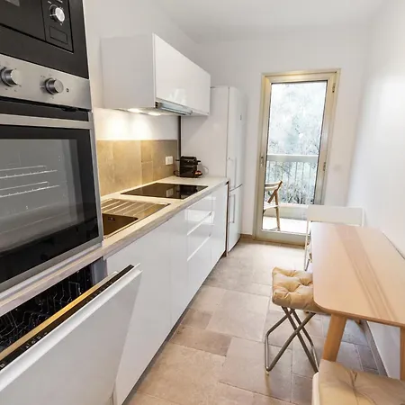 Apartment Le Magali - Hypercentre - Parking - Spacious - Ac Le Cannet
